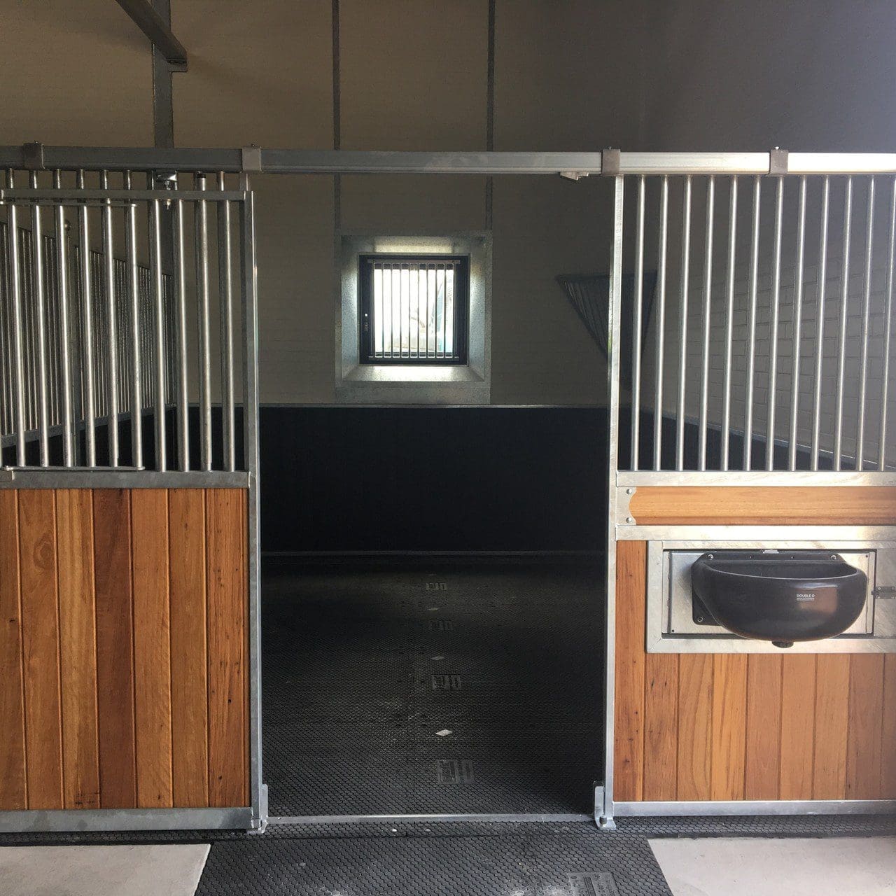 28L Poly Feed Trough Horse Feed Trough DoWell Equine