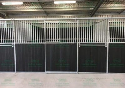 Front Stable Panel with Sliding Door and Rug rail