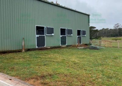 Split external day yard doors for stables