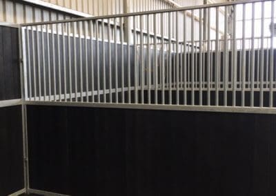 Internal horse stable divider